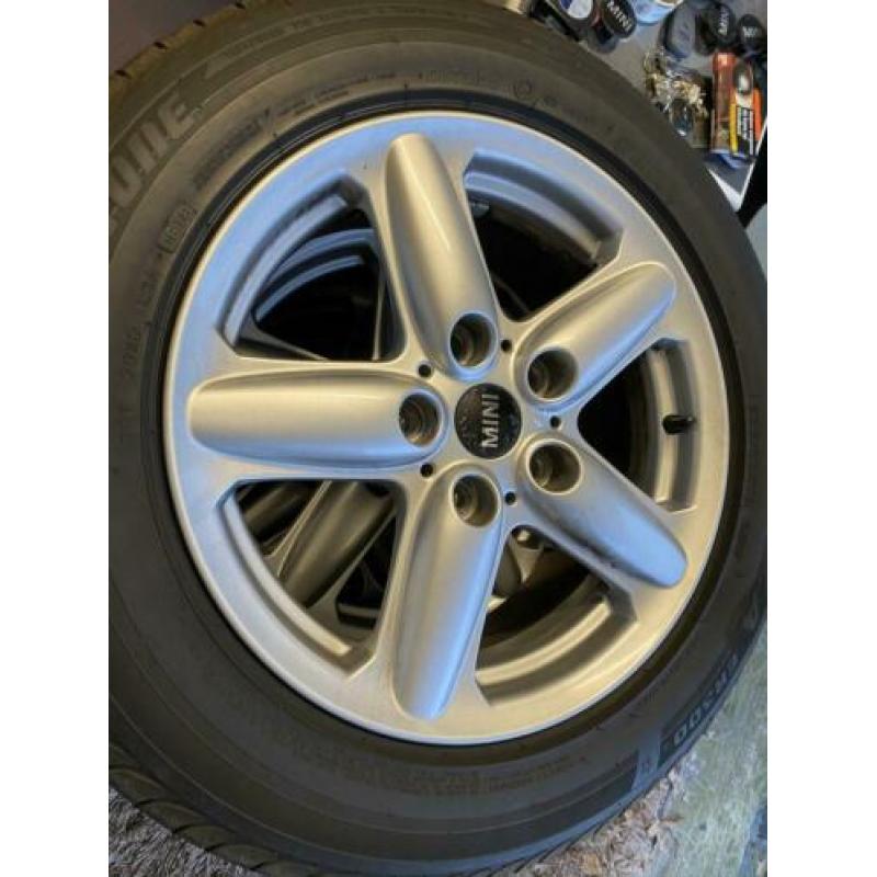 Mini Countryman en paceman velgen 16” 5x120 Bridgestone
