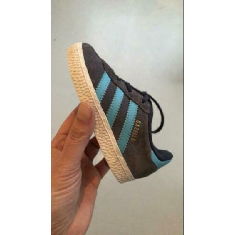 Adidas gazelle 23