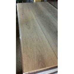 Laminaat Century Elegance 8mm Warm grijs eiken 703