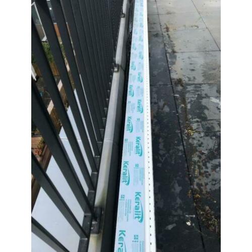Keralit rabat delen wit 8 stuks van 6 meter x 143 mm