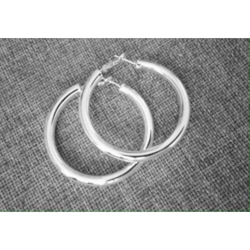 Nwe mooie oorringen-5cm/5mm-925 zilver-creolen