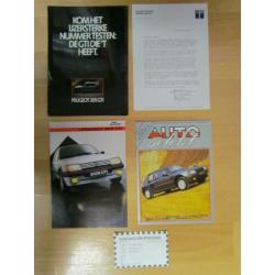 Peugeot 205 Persmappen en 1 groot formaat folder.