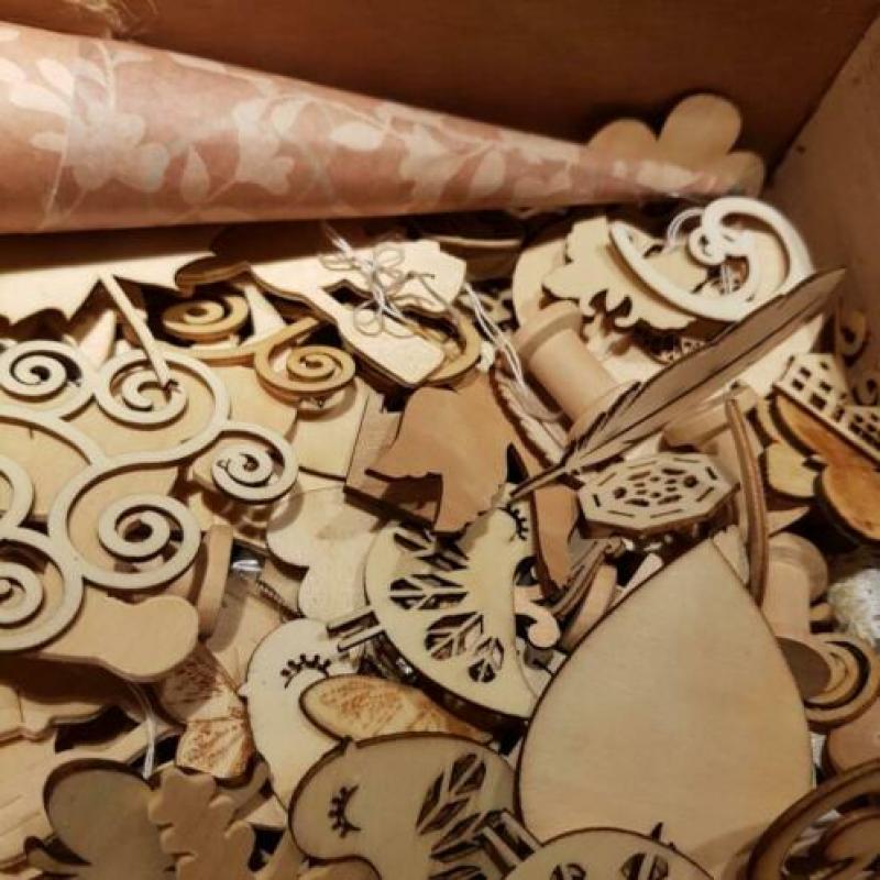 Houten figuurtjes brocante