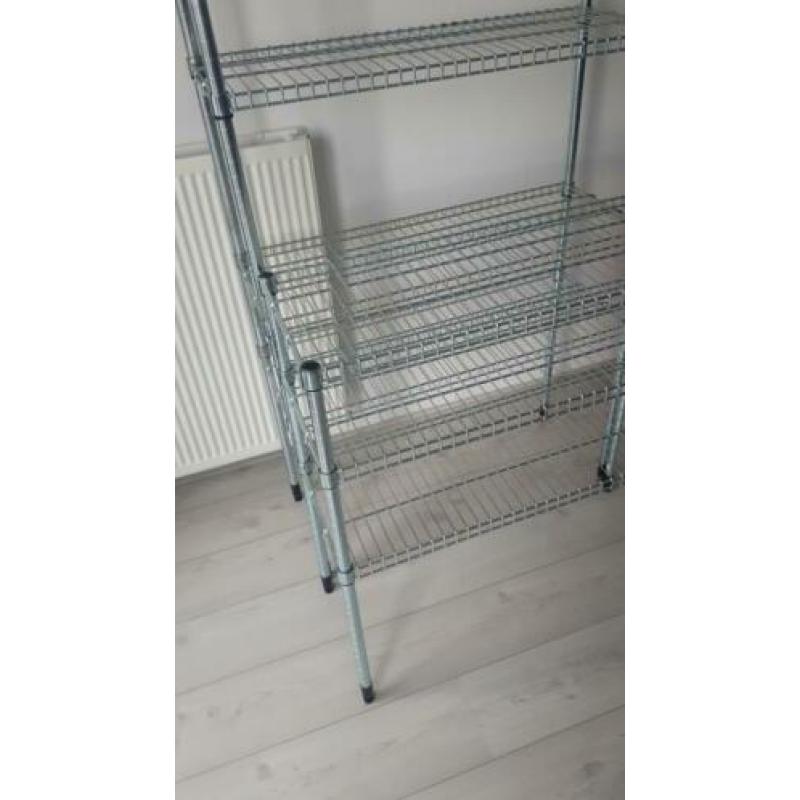 1 hoge & 1 lage stellingkast Omar (Ikea) - 2x 92cm breed