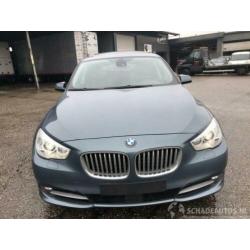 BMW 5 Serie GT gran turismo 550i V8 32v Twin-Power Turbo 300