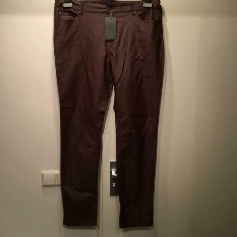Broek NIEUW maat 48-50 bruin coated katoen stretch