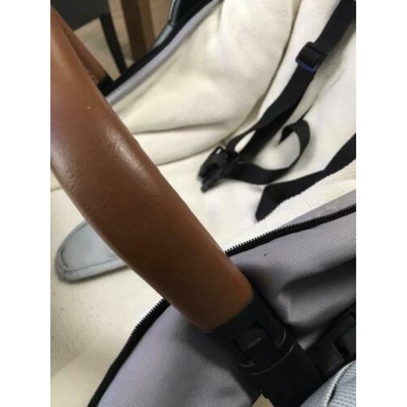 Musty igo kinderwagen