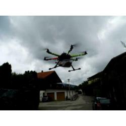 Voerboot - Voerdrone - Vliegende Voedseldroppende Drone RTF