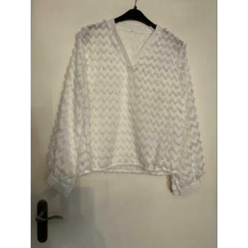 Witte blouse met v hals maat l zara costes franjes blousje