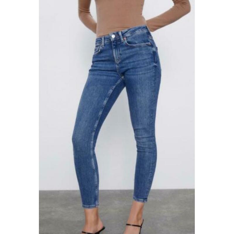 ZARA Jeans Premium 80' Skinny Bering Bleu mt 40 nieuw