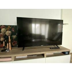 Ultra HD Smart-tv (49”) met garantie