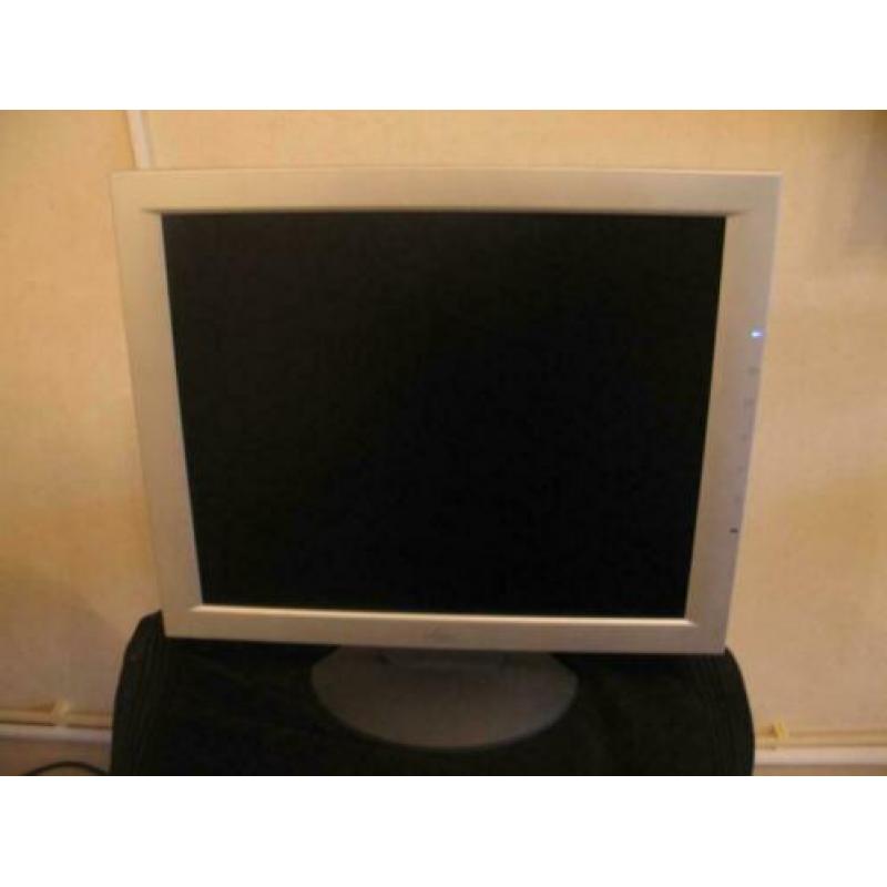 Beeldscherm computer 17inch