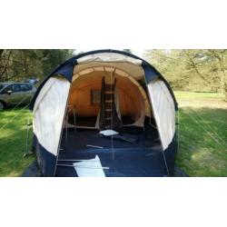 Tunneltent 4 persoons en toebehoren