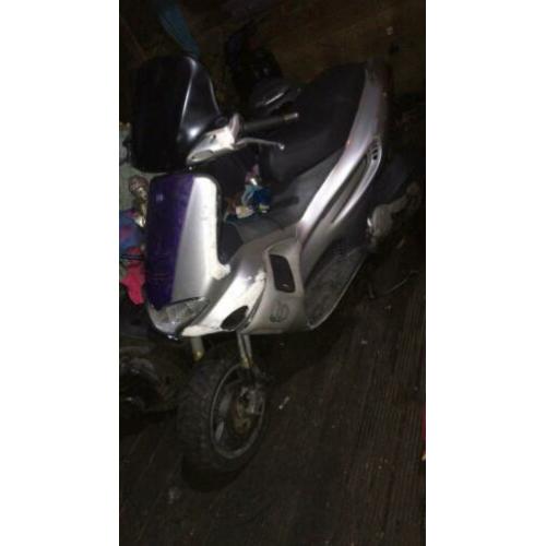 Runner 180cc frame met nl kenteken