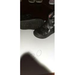 Verschillende schoenen meisje maat 20