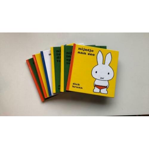 6 nijntje boeken.