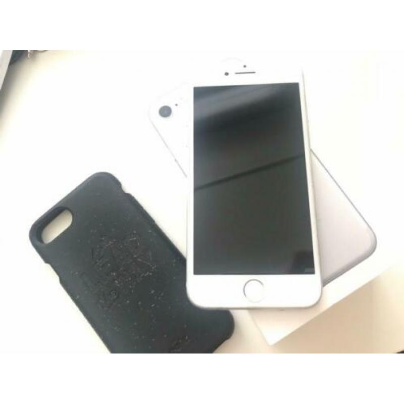 Zilver Apple iPhone 7 128GB - in prima staat TE KOOP