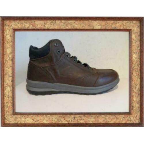 Bruine wandelschoen Grisport 43