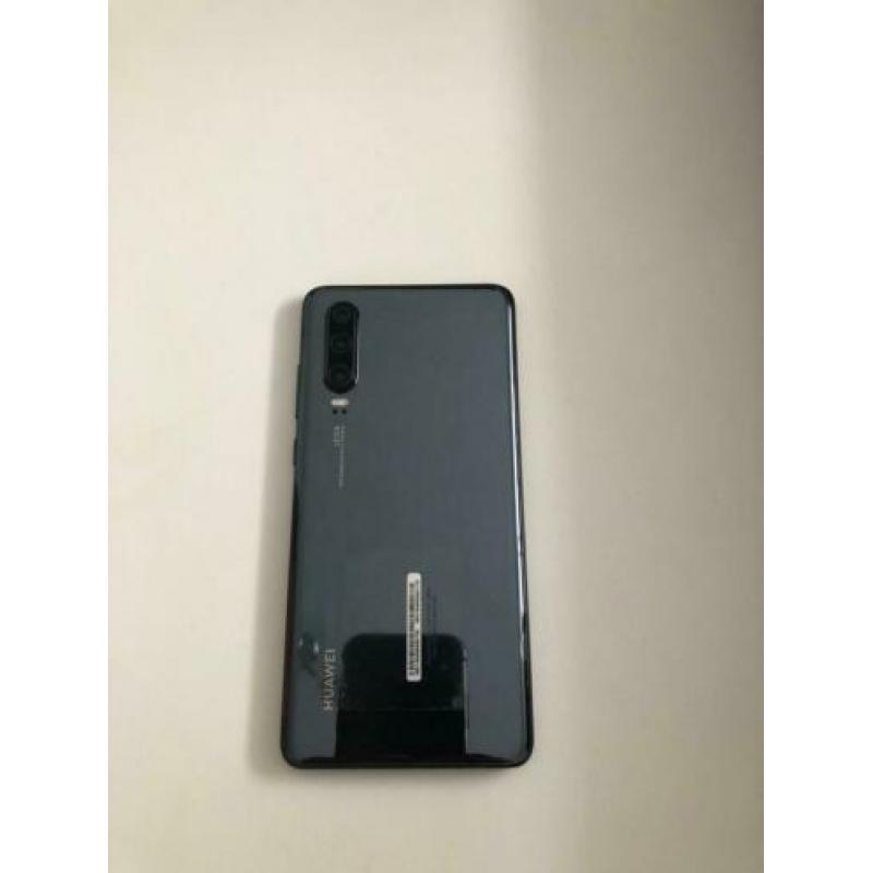 Te koop: zeer nette Huawei p30