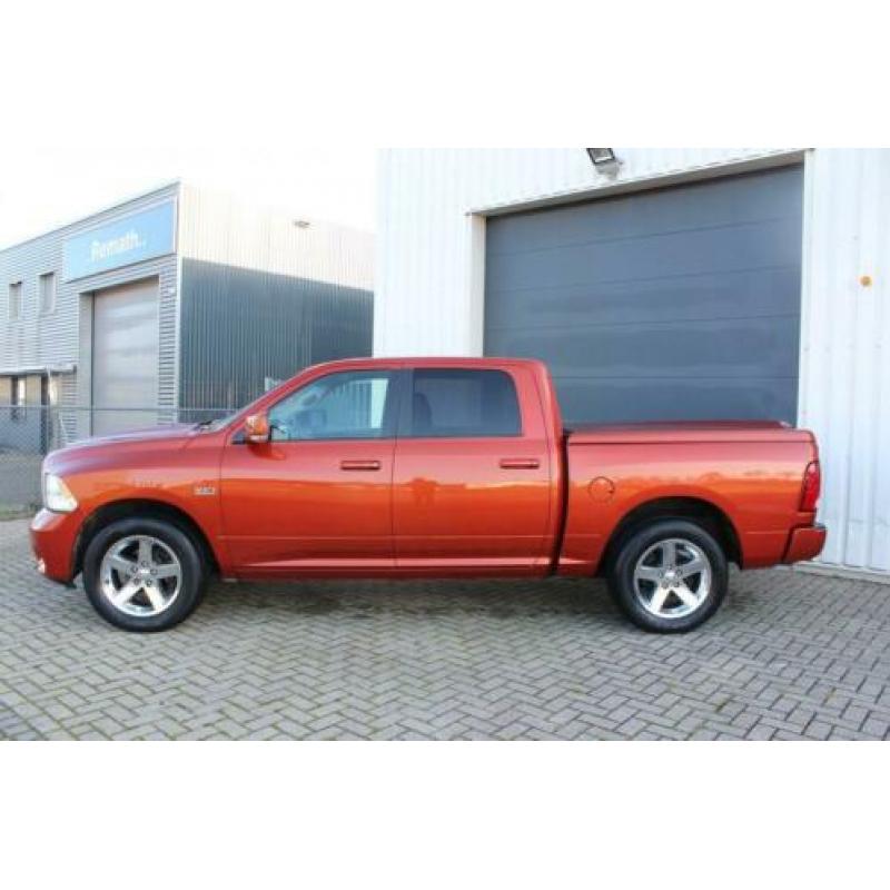 Dodge Ram 1500 5.7 V8 Hemi Quad Cab 6'4 /Navigatie/Sunroof/T