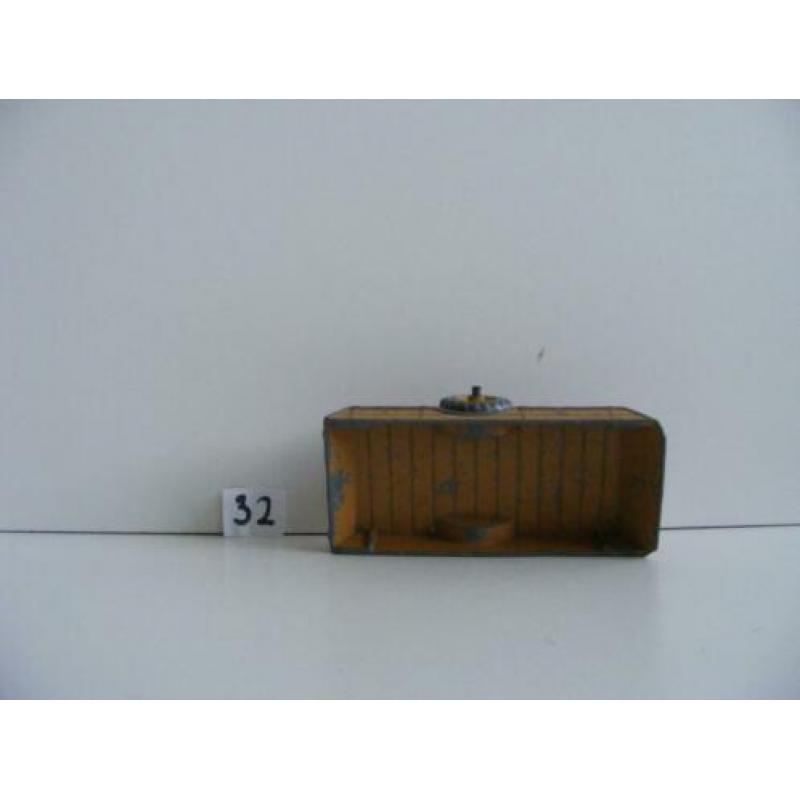 Halesowen farm trailer, dinky toys, incompleet (32)