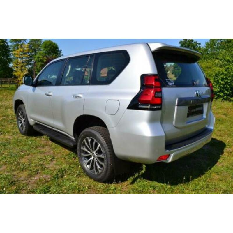 Toyota Land Cruiser 2.8 D-4D Challenger Blind van op voorraa