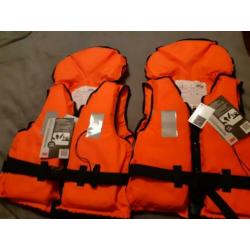 Reddingsvesten vanaf 17.50 Nieuw 25!