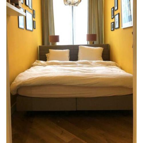 boxspring bed 210 x 180 (nieuw)