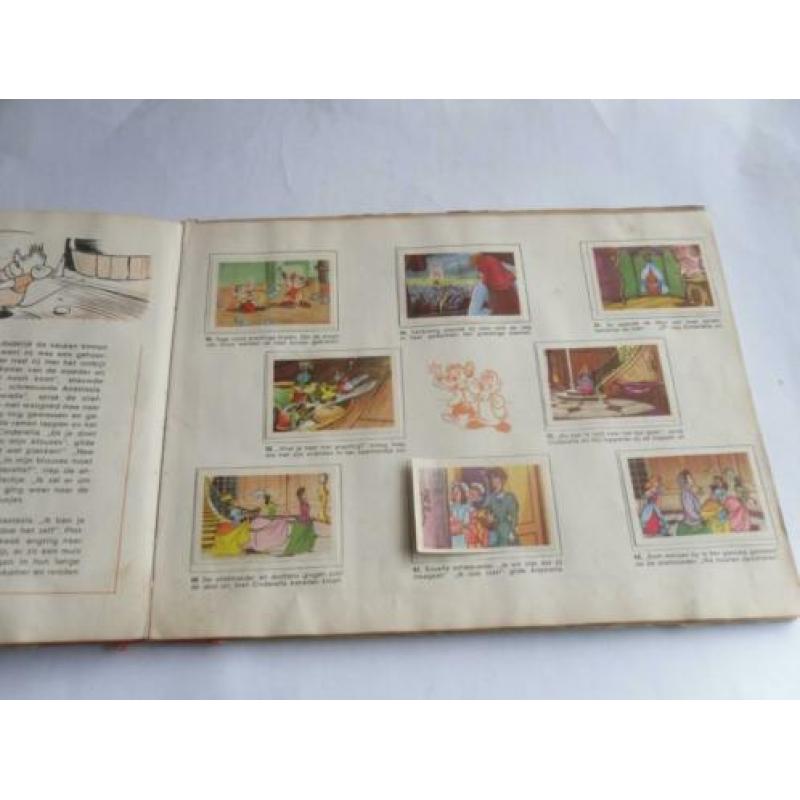 Plaatjesalbum Walt Disney's CINDERELLA Assepoester