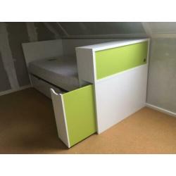 Ikea Flaxa met 2 matrassen