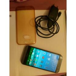 HTC one m8 met Nieuwe batterij Boom sound