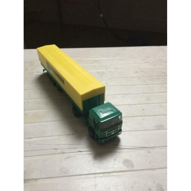 vrachtwagen MAN schenker herpa
