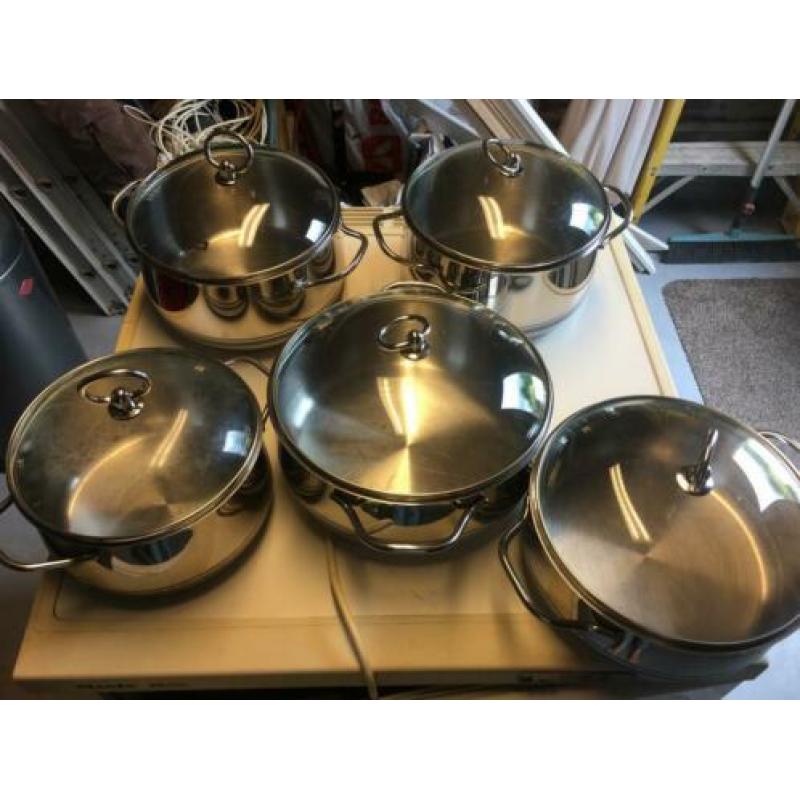 Fissler pannenset met glazendeksels