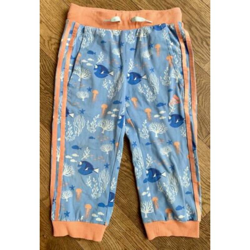 Adidas sportsetje maat 128