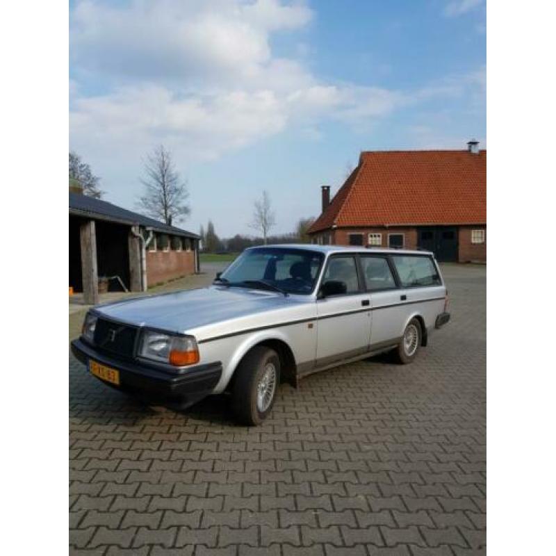 Volvo 240 GLE uit 1992