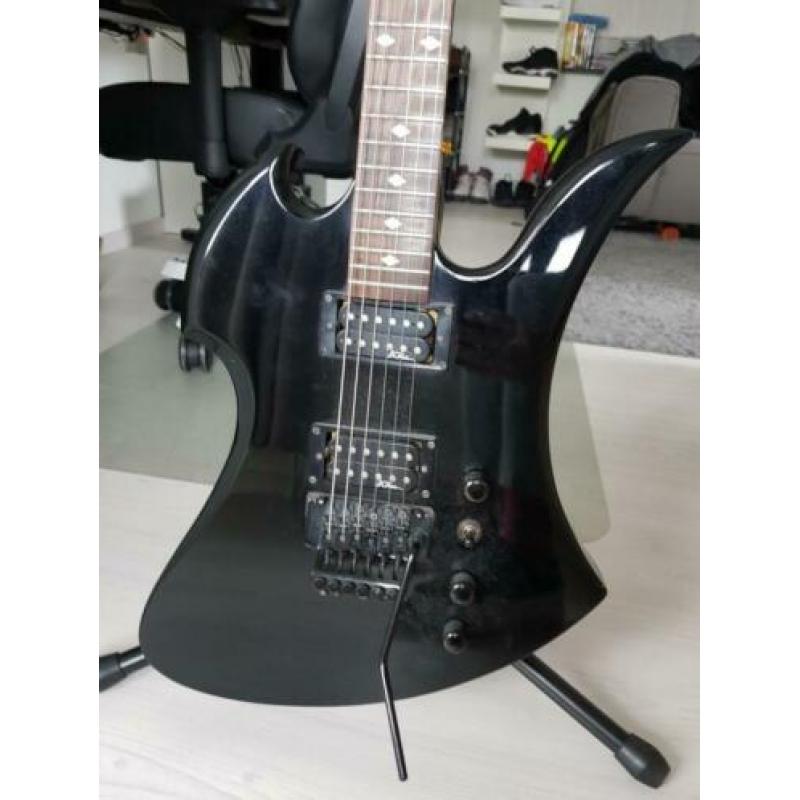 BC Rich Mockingbird