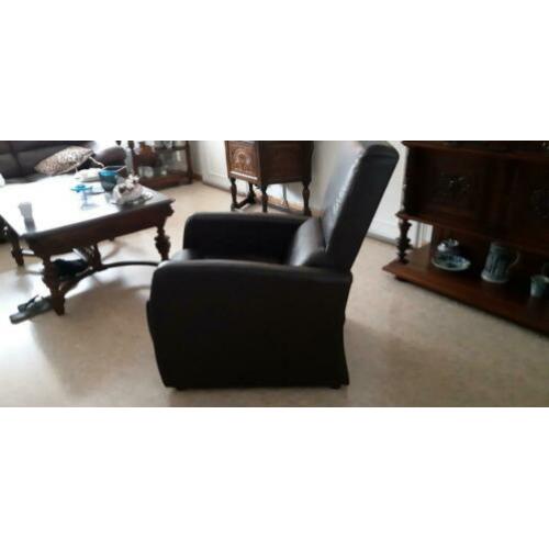 t.k een Relax/lig fauteuil bruin leer