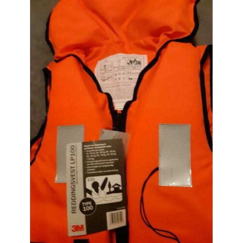 Reddingsvesten vanaf 17.50 Nieuw 25!