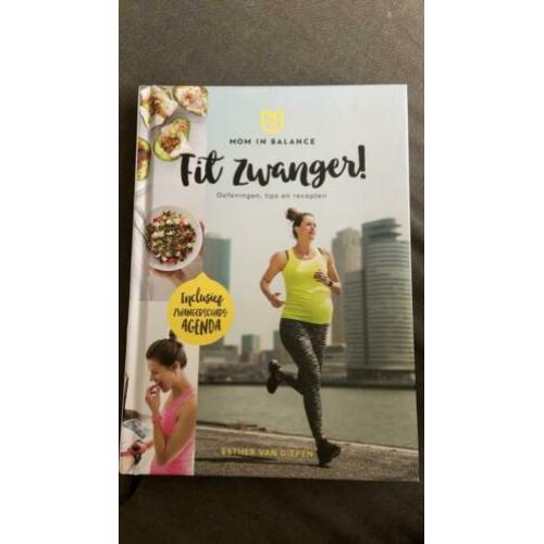 Fit zwanger mom in balance