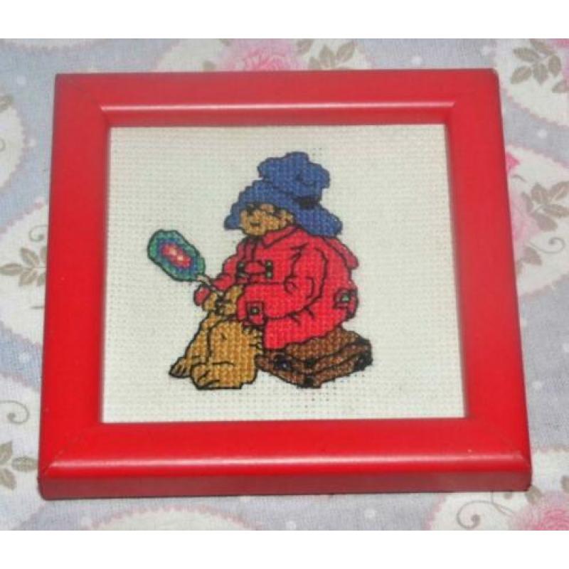 4 Verschillende Beertje Paddington geborduurde lijstjes(402)