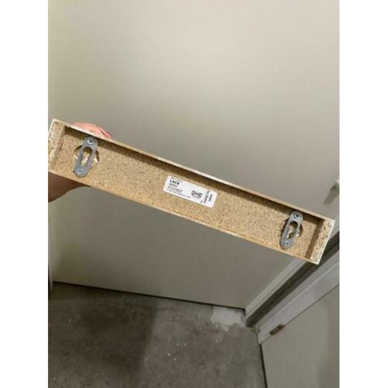 Ikea wandplankjes 2 stuks