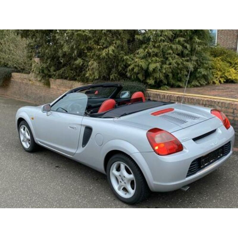 TOYOTA MR2 cabriolet 84.000 km