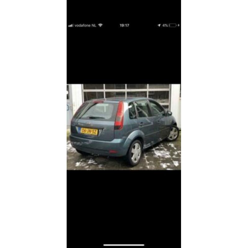 Ford Fiesta 1.4 16V 5DR 06/2002 Blauw