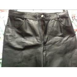 Te koop leer broek