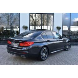 BMW 5 Serie 520i High Executive M Sport Eifenbeinweiss Nappa