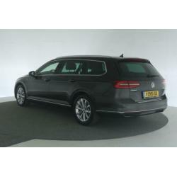 Volkswagen Passat VARIANT 2.0 TDI 150PK Highline [ Panorama