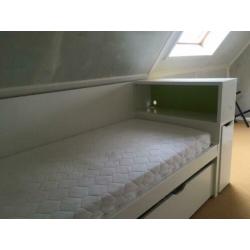 Ikea Flaxa met 2 matrassen
