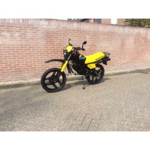 Brommer Honda Mt 5