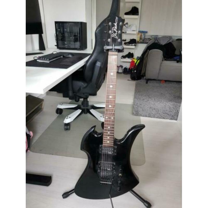 BC Rich Mockingbird