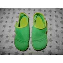 Kikker waterschoenen / zwem schoenen mt 26 nieuw